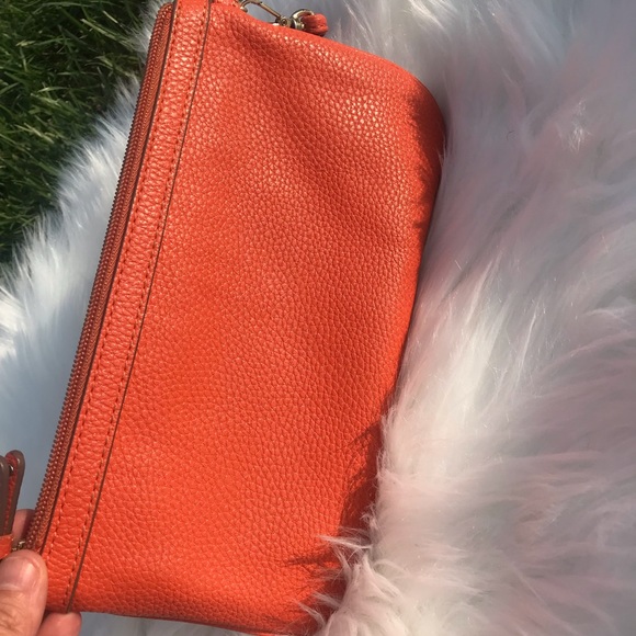 Nine West Wristlet - Picture 2 of 7